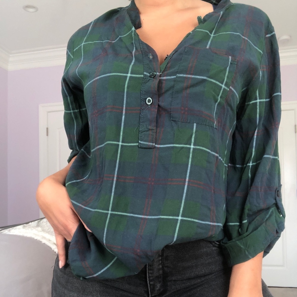 Green plaid quarter sleeve shirt